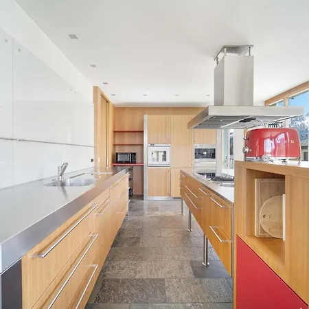 Penthouse With 4bedr Sauna And Parking * St. Moritz