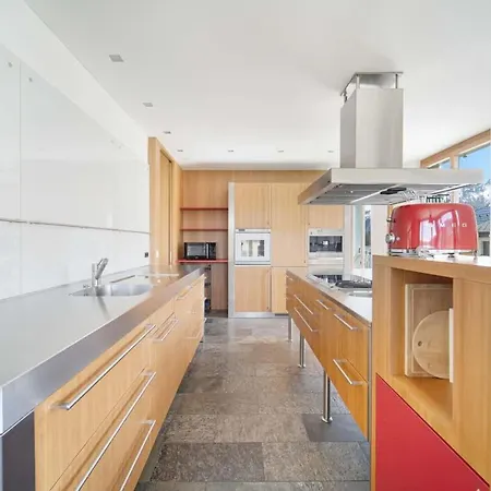 Penthouse With 4bedr Sauna And Parking * St. Moritz