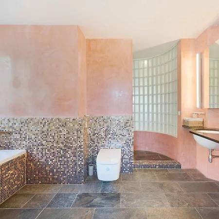 Penthouse With 4bedr Sauna And Parking *